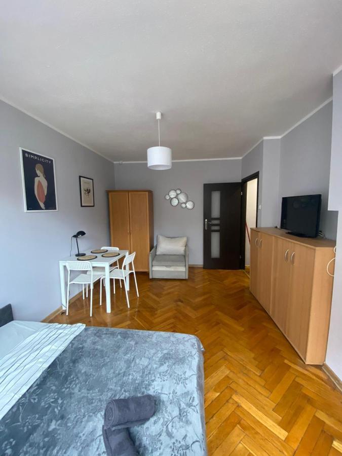 Apartamento Night Host Matejki 4 Free Parking Bytom Exterior foto